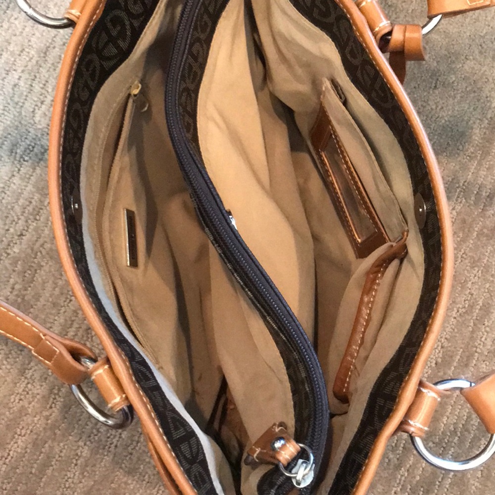 Giani Bernini Block Signature Tote - image 4